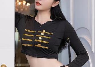秀人网 - 高能预警！乔漫妮mina带着她的高清图包来上演“女王”的日常。