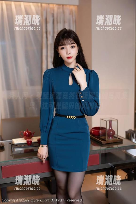 秀人网 - 美腿资源竟然在唐翩翩的写真集里，这可是腿界的风向标！