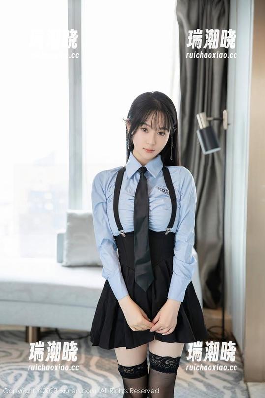 秀人网 - 娜露selena穿上制服，高清美图不忍直视，内心只想大喊：这是谁家的员工！