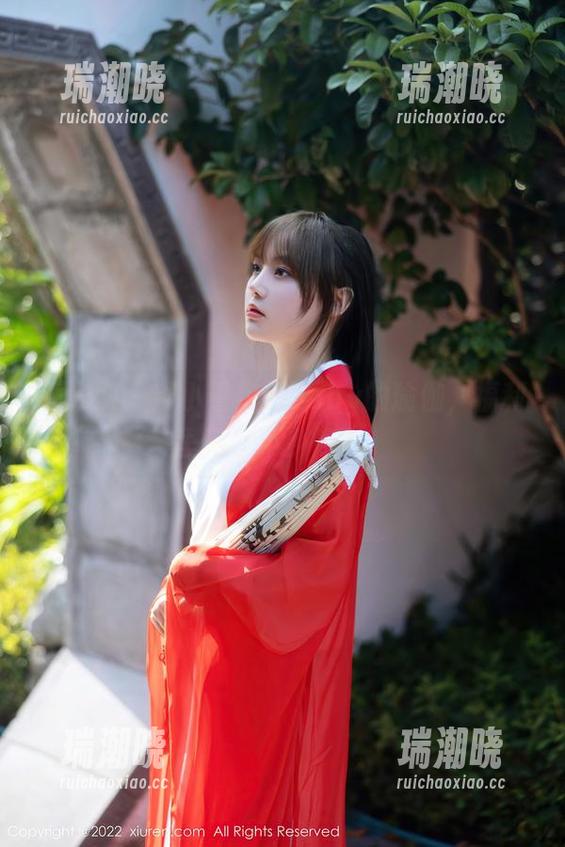 秀人网 - 别小看星星baby的瑜伽，福利里藏着不少惊喜。