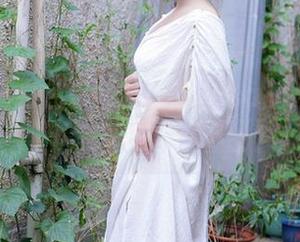 秀人网 - 白色是梦娜Vanessa的“新装备”！美图更新你懂的？