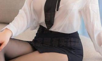 秀人网 - 制服装扮与蕾蕾醒了没的高清原图，画风清丽又带点磁性，分分钟让你想问：这家哪有实体店？
