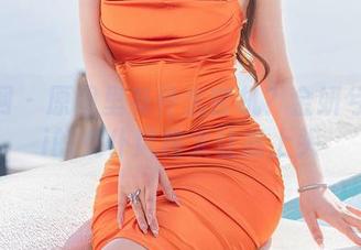 秀人网 - 原图里有什么玄机？金妍兮Saki的女仆风格太让我上头
