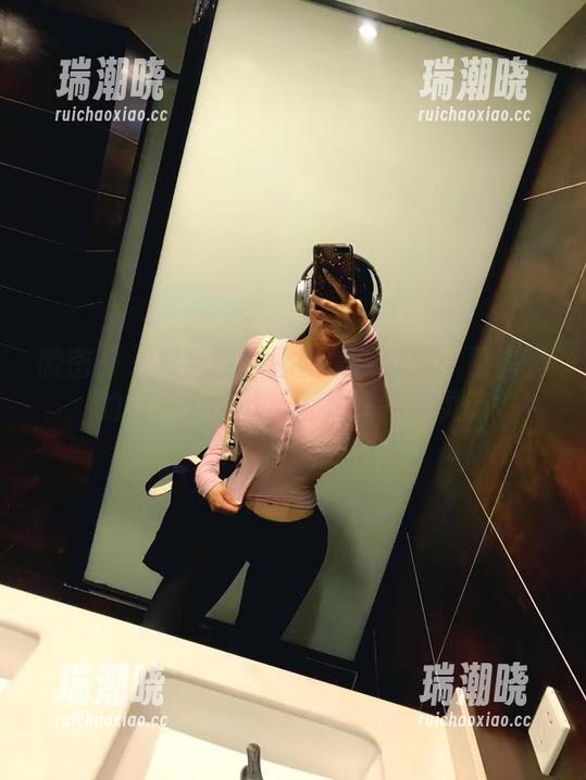 紫色哒豚豚 微密圈 - 紫色哒豚豚微信朋友圈:原图里的每一个细节,都是作品的灵魂