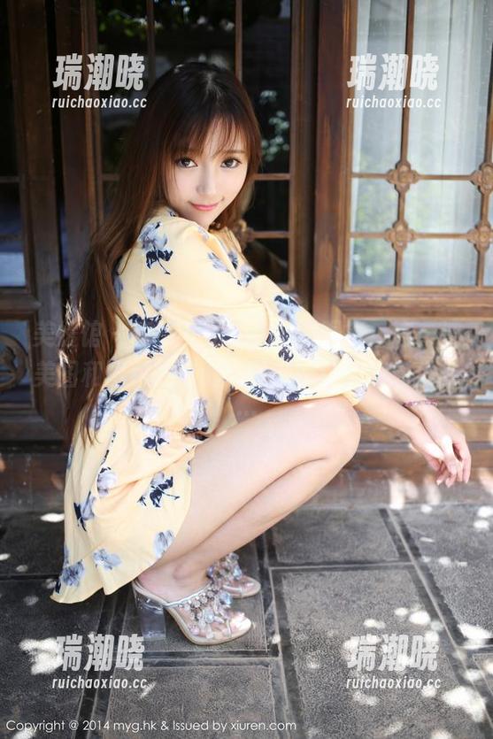 美媛馆 - 唐琪儿Beauty的眼镜：这一波美图和图包的搭配，竟然能让我想象太多…
