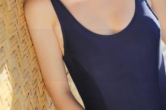 美媛馆 - 狐小妖Baby：我的黑白写真集，你以为你能掌握？