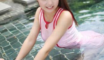 美媛馆 - 看瑞莎Trista的比基尼写真，恍惚之间就忘了自己在看什么…这样真的行吗？
