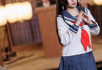 胡桃喵的宝石之吻泳衣，下载你的专属美图，控制不住自己了呀