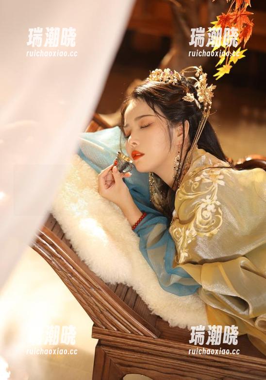 苏嫣嫣阿姨 苏嫣嫣阿姨在精灵COS里的新尝试,更新居然这么萌!