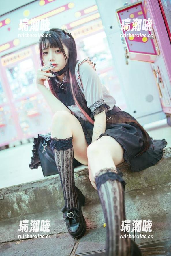 落落Raku 落落Raku全套猫猫制服,下载了就等着装扮二次元吧