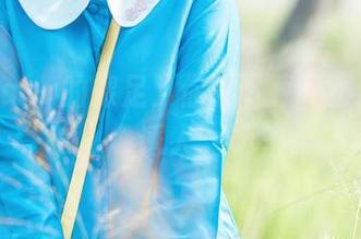 落落Raku的裸足，你敢下载吗？原图太诱人。