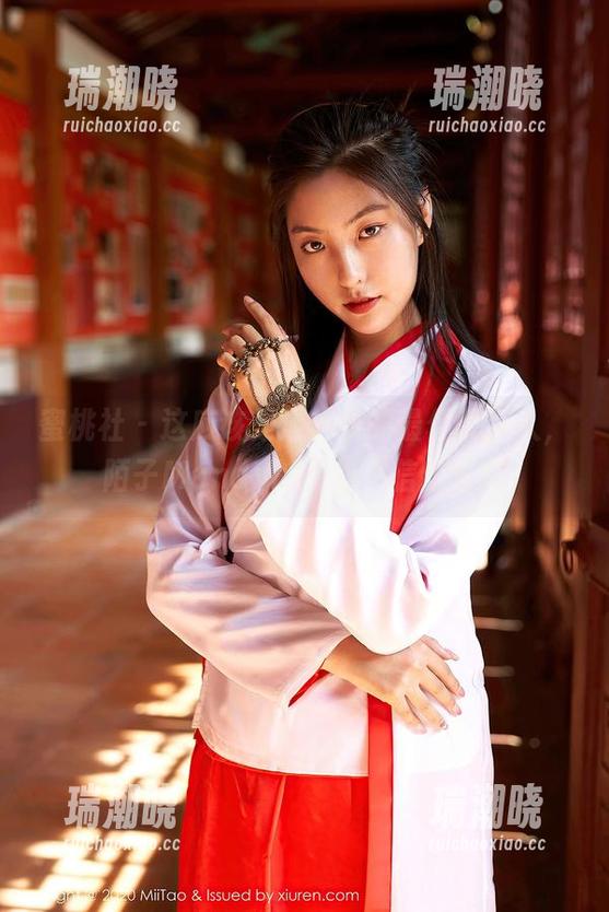 蜜桃社-陌子Mandy 蜜桃社 - 这应该是连体衣的最佳代言人,陌子Mandy的图包不信走着瞧