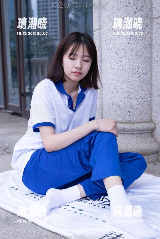 袜啵啵-小甜豆 袜啵啵 - 小甜豆的少女美图,真的是甜到心里去了!