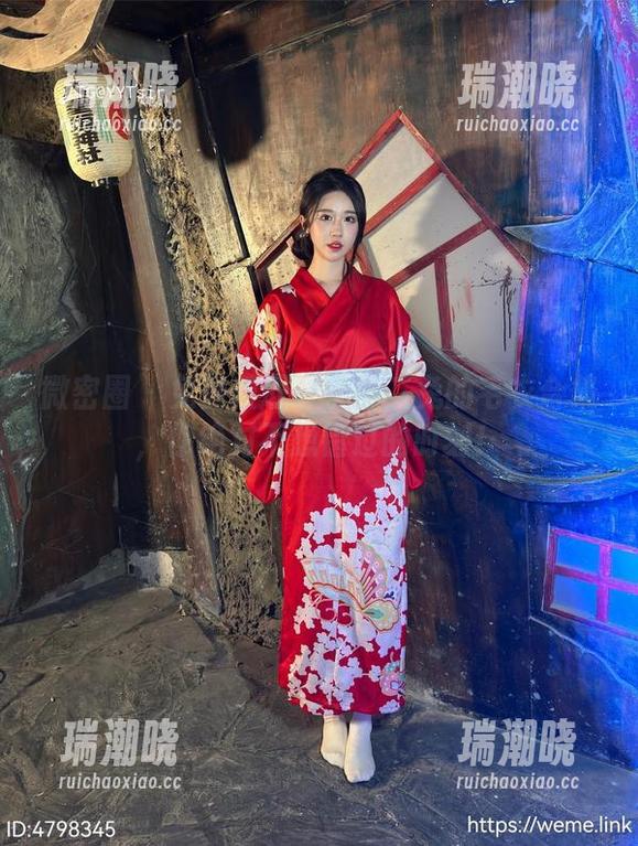 轩子巨二兔 微密圈 - 免费获取轩子巨二兔的毛衣合集,你绝对不想错过的时刻!
