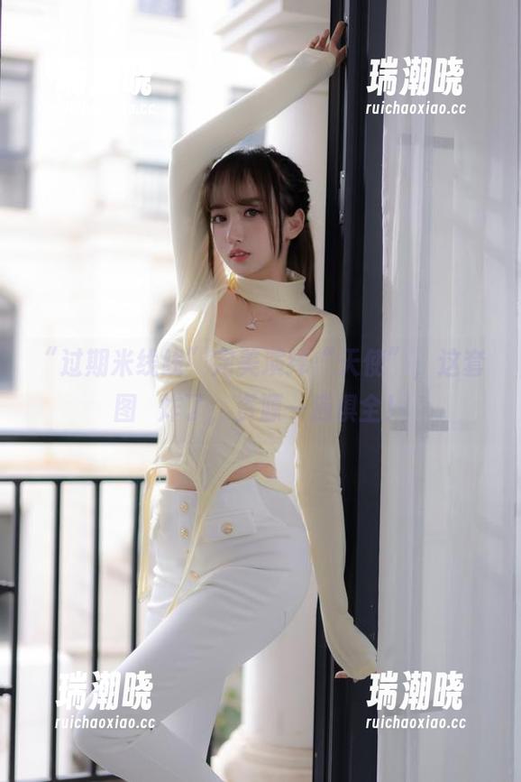 “过期米线线”完美演绎“天使”，这套图屌炸了，资源一应俱全！