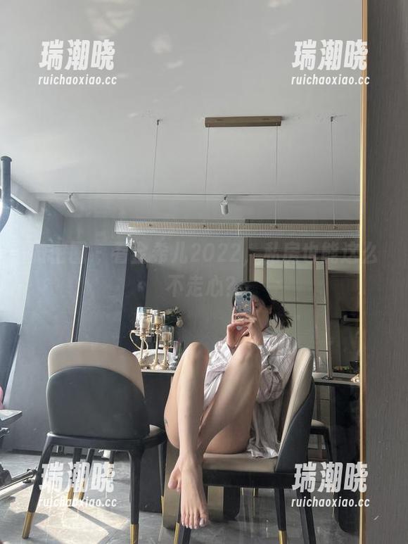 微密圈 - 看金希儿2022，私房也能这么不走心？