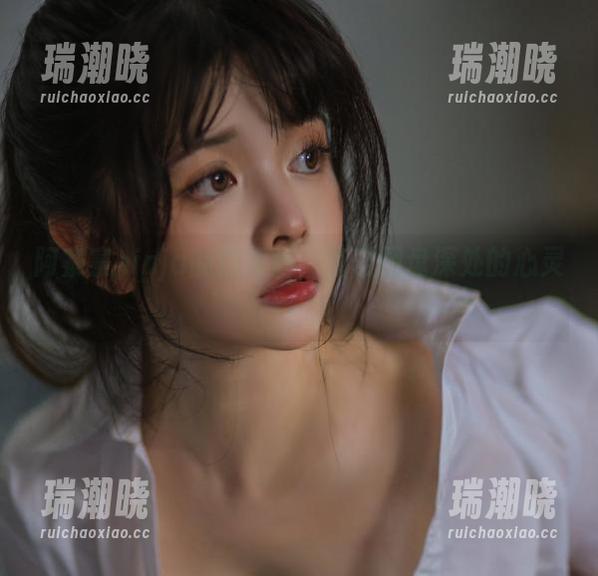 阿寨寨ninja的短裙秀，直击网盘深处的心灵！