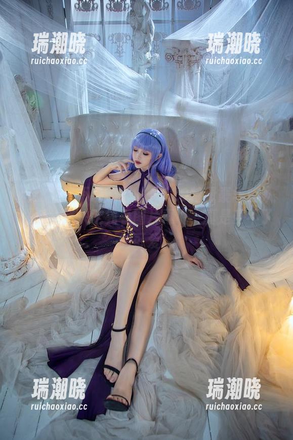 看到雯妹不讲道理的《520特辑豪华版》之后，我决定先看图片再说，真是受不了的可爱！