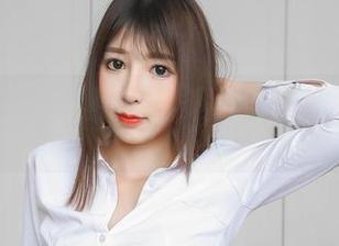 免费的雯粥粥校服图册，完全是个陷阱，真的看久了忍不住想多想几遍。