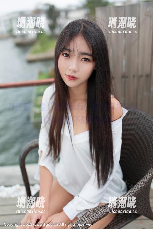 青豆客 - 看“晓艾fafa”的牛仔裤合集，谁说牛仔就不能时髦呢？