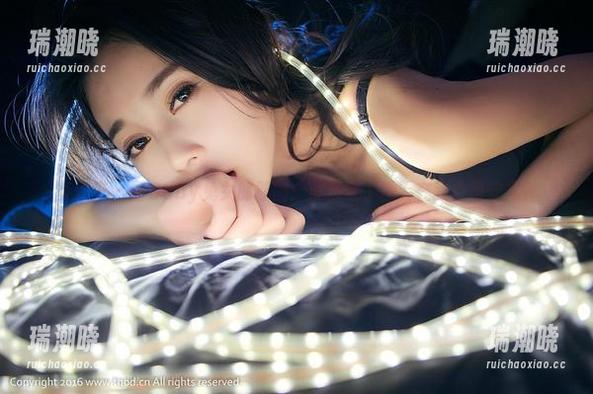 青豆客 - 雪Baby兔女郎原图：谁决定了她要在我心里安家？