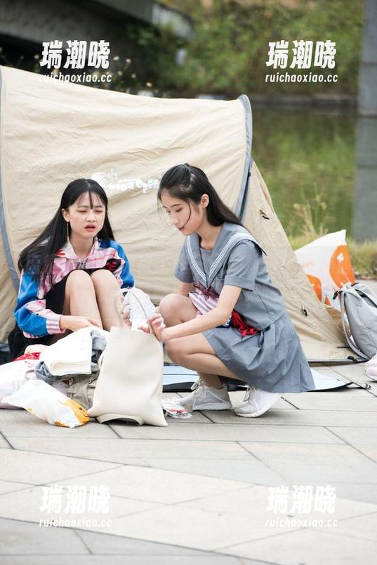 魔镜街拍 - 粉裙工作日：婷婷碰到的销售奇遇，最新原图等你来嗨！