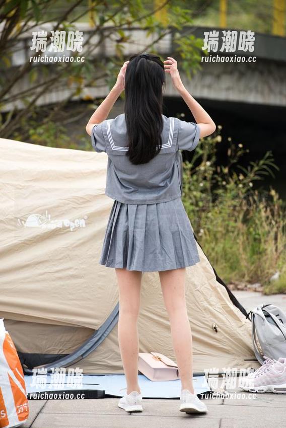 魔镜街拍 - 曼曼全套算什么？图集里的裤里丝才是我目光不离的理由